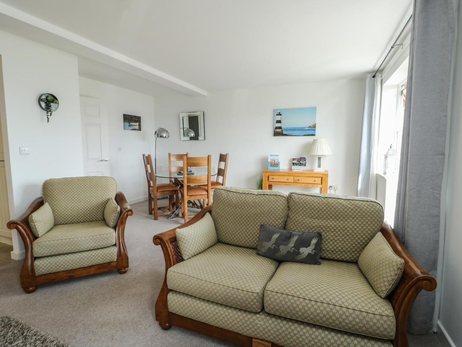 Benllech Coastal Retreat Apartment Exterior photo